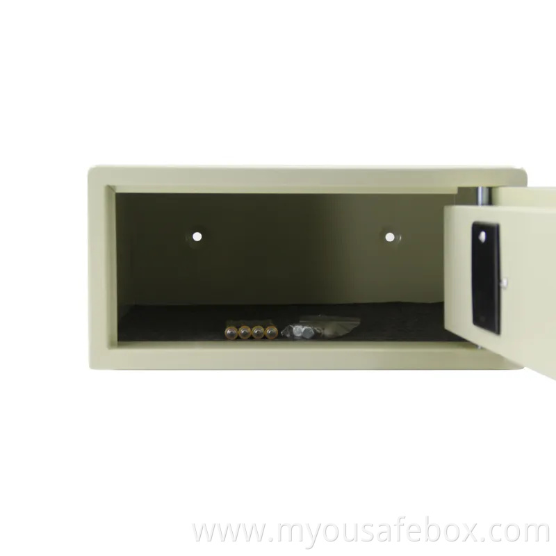 Digital Hotel Safe for 15'' Laptops (RM230F)